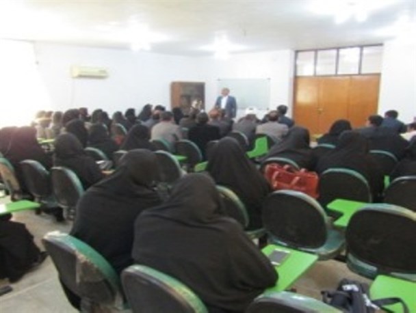 احداث مرکز اشتغال خانگی در اندیمشک/ زنان عنصر مولد جامعه هستند