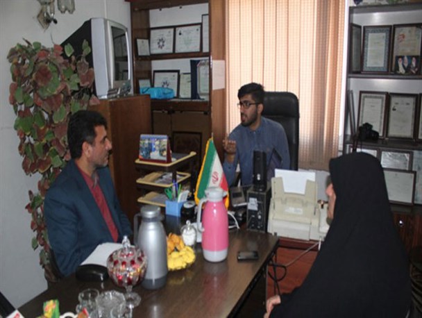 حسن زاده: سایتها و خبرگزاری های استان به مباحث اقتصادی بیشتر بپردازند