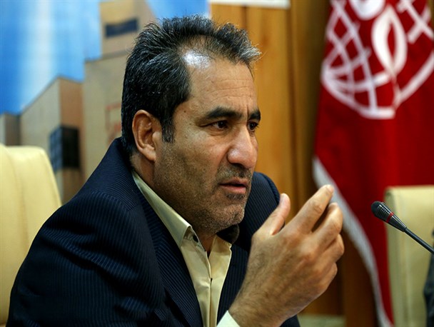 بی توجهی برخی مسئولین دستگاه ها به وضعیت بد آسانسورها