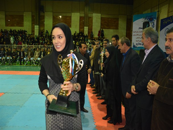 مراسم تجلیل از مدال آوران و قهرمانان ورزشکار شهر اندیشه+ تصاویر
