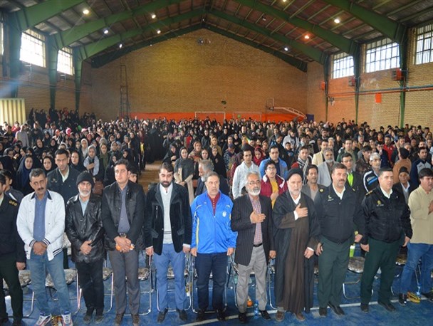 جشن پیروزی انقلاب اسلامی در روستای نسوز شهرری برگزار شد + تصاویر