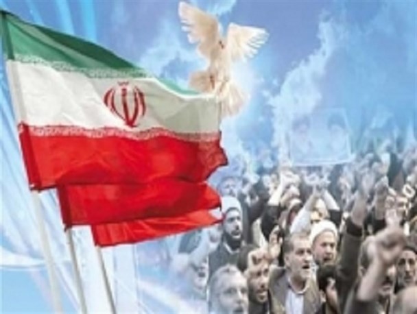 انقلاب اسلامی ایران در قله پیشرفت‌های علمی قرار گرفته است