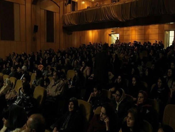 فیلم‌های پرمحتوا، تماشاگران را به سینما می‌آورند/استقبال بی‌نظیر چهارمحالی‌ها از سی و ششمین جشنواره فیلم فجر