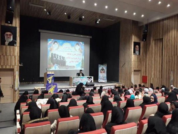 همایش نقش زنان در پیروزی و تداوم انقلاب اسلامی در ماکو برگزار شد
