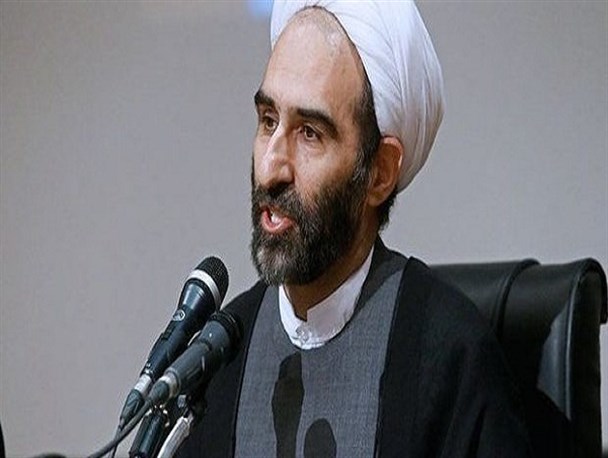 مولفه‌های تاثیرگذار انقلاب باید مورد توجه مردم قرار گیرد