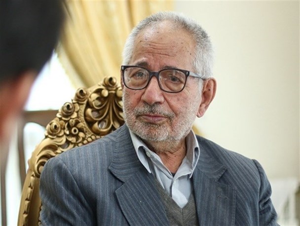 انقلاب با تفکر امام خمینی(ره) پیروز شد/ حوزه عامل بیداری جامعه قبل از انقلاب بود