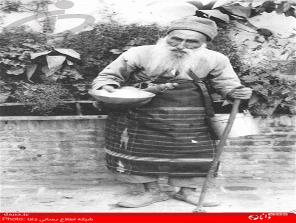 عکس/آب فروش دوره گرد در دوره قاجار