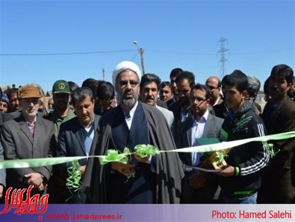 کلنگ شروع به کار 12 پارک روستایی در منطقه قهاوند به زمین زده شد