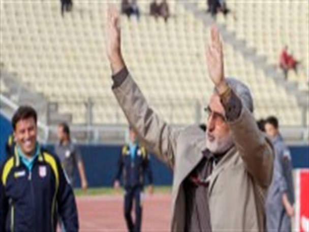 حسین فرکی و آماری که از بیخ و بن غلط است