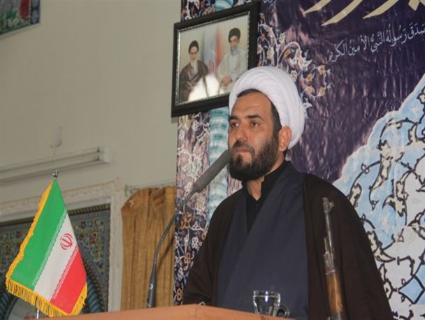 نیروهای مسلح کشور بازوی قدرتمند ولایت هستند/توان موشکی سپاه پاسداران لرزه براندام دشمن انداخته است