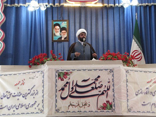 حضور همه طیف های سیاسی در عرصه انتخابات نشانه رقابتی بودن آن بود/ دولت در بحث اقتصاد مقاومتی فقط ظاهرسازی می کند