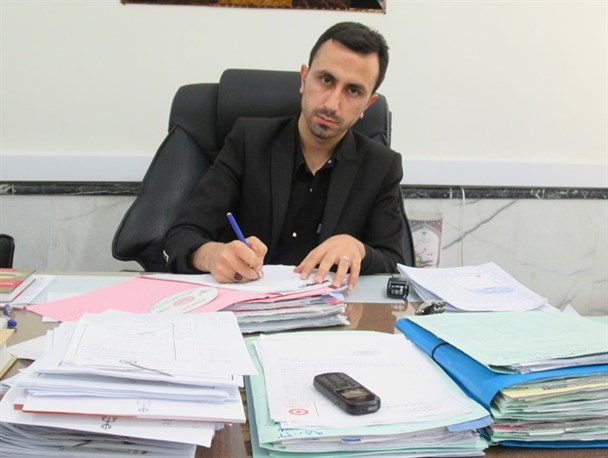 نوجوانی نی ریزی متخلف به قانون دستگیر شد