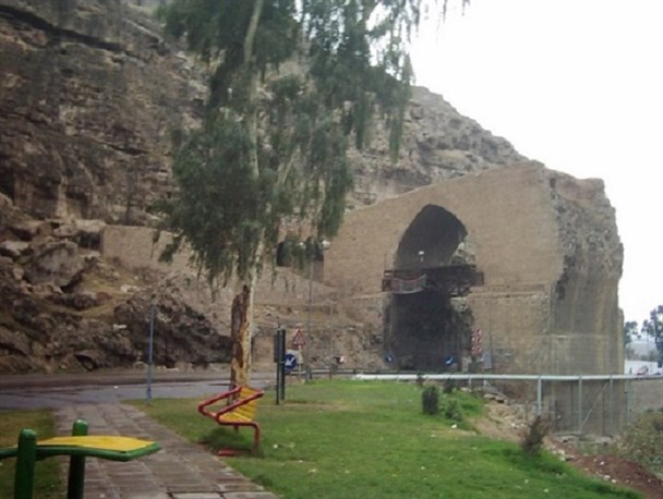 گذرگاه تاریخ لرستان چشم انتظار مسافرین نوروزی/مناطق دیدنی پلدختر در یک نگاه/آغوش باز ششمین گنجینه دنیا ،مرتفع ترین پل دنیا ،نگین های نهفته لرستان در پلدختر برای گردشگران