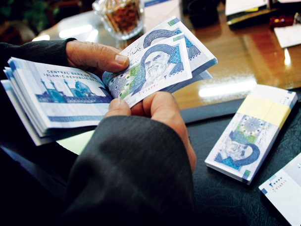 کارمندان قراردادی البرز چشم انتظار عیدی و حقوق بهمن هستند!