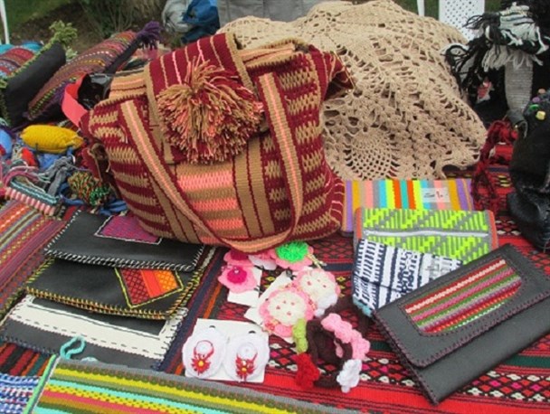 نمایشگاه صنایع دستی هنرمندان معلول استان البرز برگزار می شود