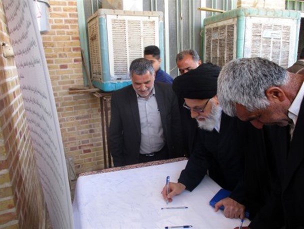امضای طومار درخواست دیدار مردم یزد با رهبرمعظم انقلاب+ تصاویر