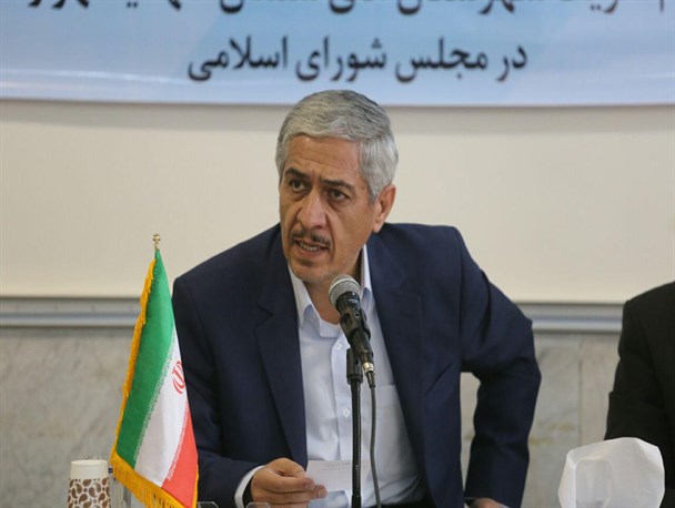 مقابل بی عدالتی بودجه ای در استان خواهم ایستاد/ رئیس جمهور برای انتقال آب خزر دستور کتبی داده است