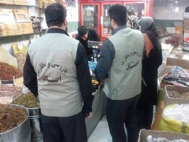 تشدید بازرسی و نظارت بر بازار شب عید در خمین/با متخلفین برخورد می‌شود