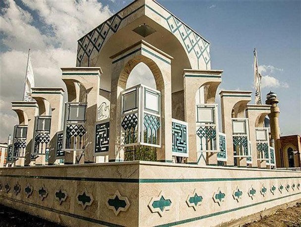 مهاباد؛ شهر یادمان‌ها