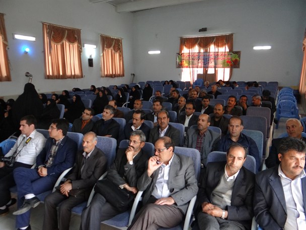 تصاویر/همایش کارآفرینی،خلاقیت ونوآوری درشبستربرگزار شد