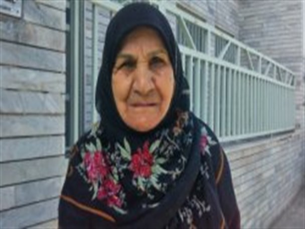 عرق چهل گیاهی که با چهار گیاه تولید می‌شود/ 62 سال از عمرم را به تولید عرقیات گیاهی گذراندم