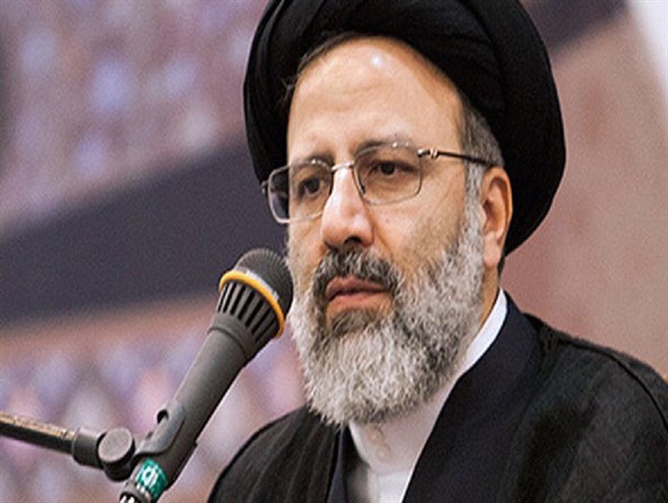 دشمن برای روحانی انقلابی و متعهد برنامه دارد/انقلاب اسلامی کارآمدی فقه را در اداره حکومت اثبات کرده است