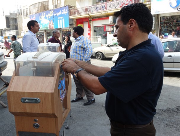 مشارکت ۱۴میلیاردی مینابی ها برای کمک به محرومین در سال 94