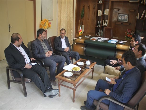 سند دار کردن منازل روستایی از کارهای خوب بنیادمسکن به شمار میرود