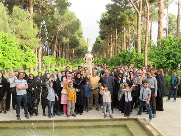 سفر نیم روزه گردشگری هیئت عاشقان بقیع تفت برگزار شد+تصاویر