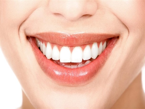 لیزر در ایجاد لبخند زیبا می تواند کمک شایانی انجام دهد