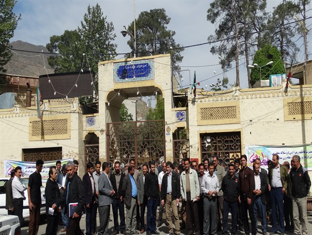 پرداخت مطالبات معوق کارگران شرکت پارسیلون خرم آباد به اردیبهشت ماه موکول شد