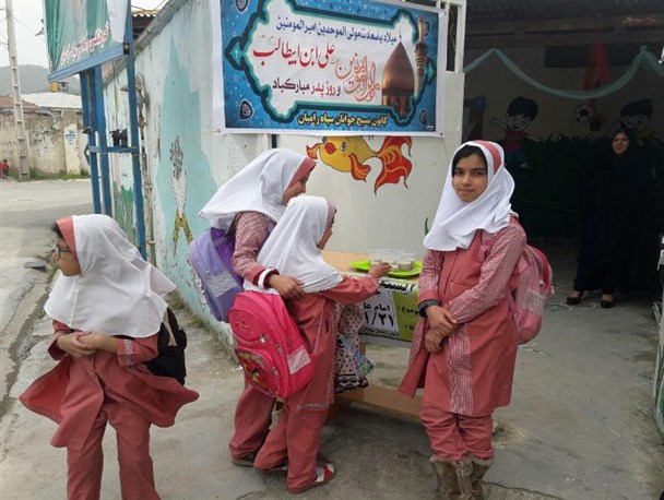 ایستگاه صلواتی جشن میلاد امام علی (ع) در رامیان/ تصاویر