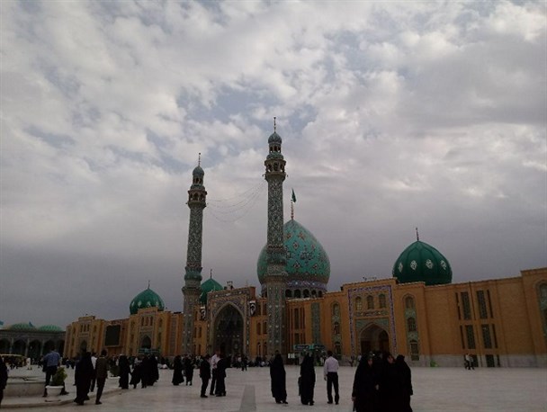 سیل متقاضیان اعتکاف امسال بیش از ظرفیت مسجد جمکران بود/300نفر از معتکفین، خارجی هستند