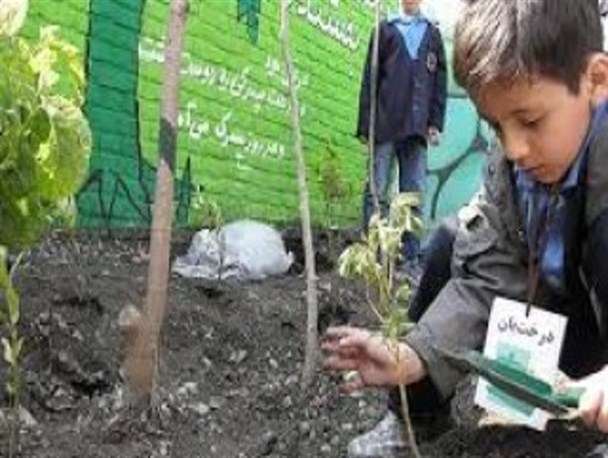 مدارس طبیعت، آینده‌ای روشن برای حفاظت از خاک و طبیعت/حفظ طبیعت نیاز فرهنگ‌سازی در جامعه