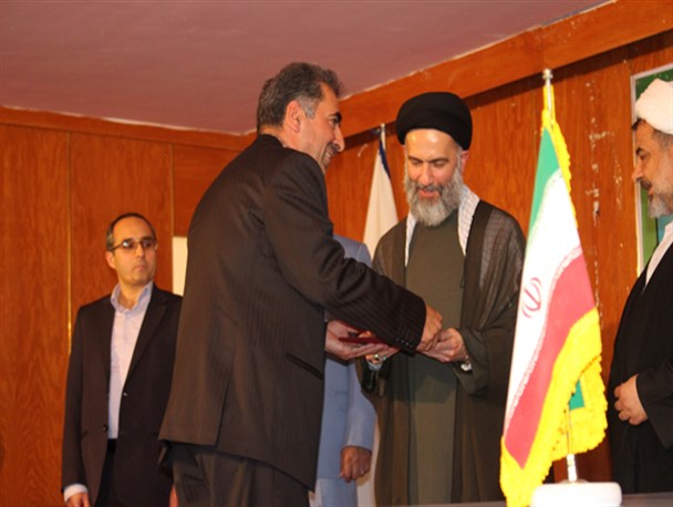 طاهری: علت جابجایی مدیریتی بوده است/حسینی: دفن دو شهید گمنام در دانشگاه بزرگترین افتخار زندگی من است