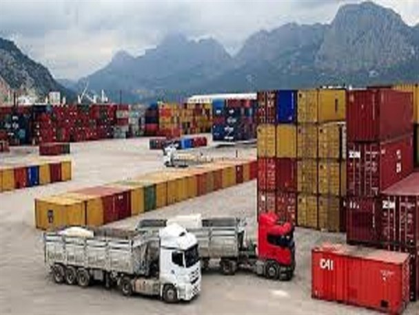 مشکلات جدی در توسعه صادرات داریم/مدیران تولیدکنندگان را از سرگردانی نجات دهند