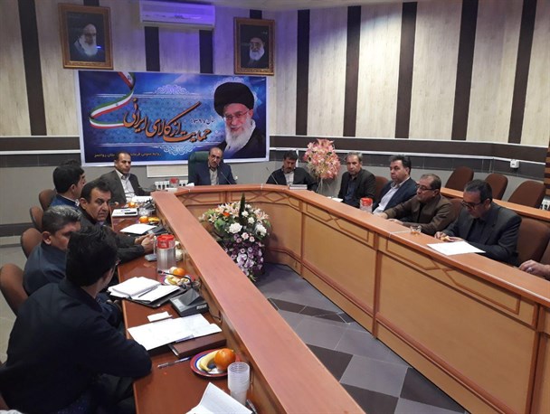 نشست ستاد هماهنگی بازسازی مناطق زلزله زده شهرستان روانسر برگزار شد