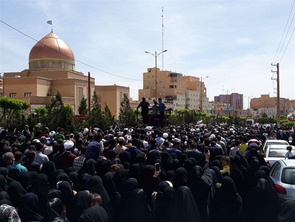 تشییع پیکر شهید «حجت الله نوچمنی» در شهر پرند