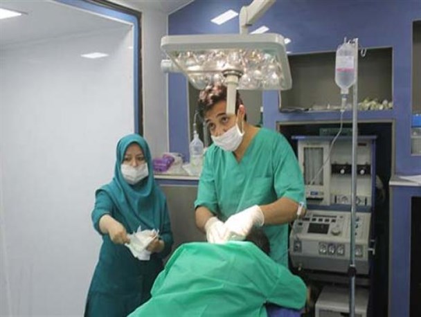 تصاویری از ارائه خدمات درمانی و پزشکی به سیل زدگان پلدختر