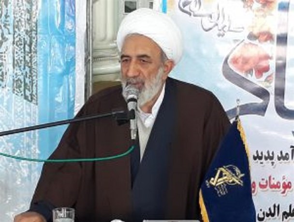 آمریکا سیلی سختی از سپاه خورده است/سپاه نیروی مردمی و بر آمده از قانون اساسی است