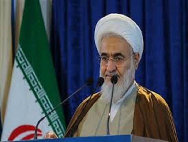 "کرامت" و "دانایی" از بزرگترین آثار تقوا در وجود آدمیست/ راه‌اندازی قرارگاه مواسات و همدلی مومنانه در قزوین