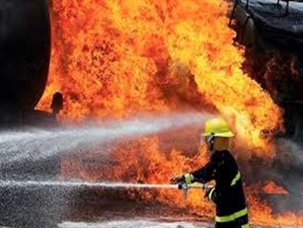 با تلاش چهار ساعته آتش نشانان حریق اطفاء شد