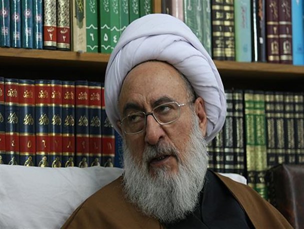 سعودی ها با اسرائیل هیچ فرقی ندارند/آل سعود فقط ادعای مسلمانی دارد/آنها خائن الحرمین هستند