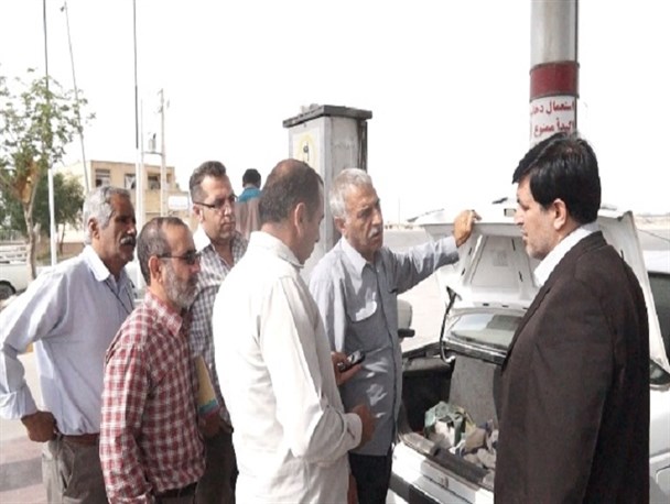بازدید سر زده فرماندار اندیمشک از جایگاه های CNG