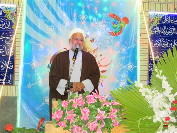 روز پاسدار به معنای پاسداری از اسلام ناب محمدی(ص) است