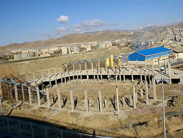 عزم دولت در بکارگیری بخش خصوصی جهت اتمام پروژه‌های خاک خورده ورزشی در کُردستان