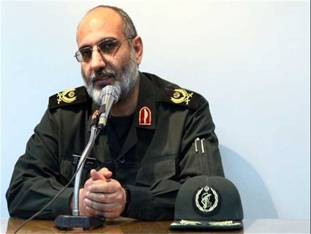 ایستادگی در برابر استکبار و حضور در جبهه مقاومت، مهمترین وظیفه سپاه/ تجلیل از پاسداران نمونه در همدان