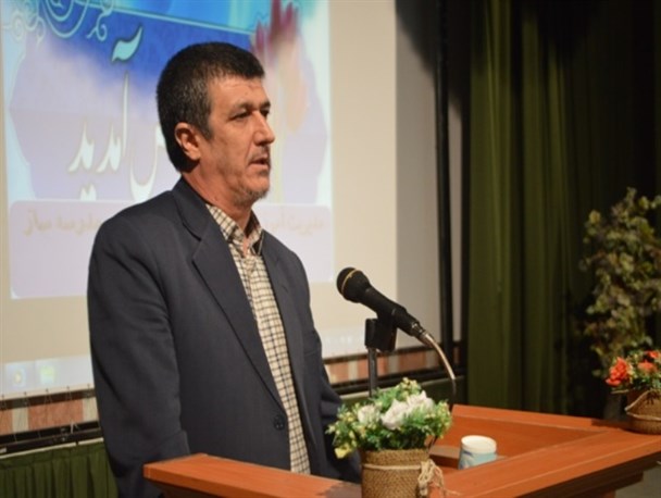خیرین مدرسه ساز میاندوآب در جایگاه نخست استان/ هر کسی در میاندوآب جناحی عمل کند، با وی برخورد می شود