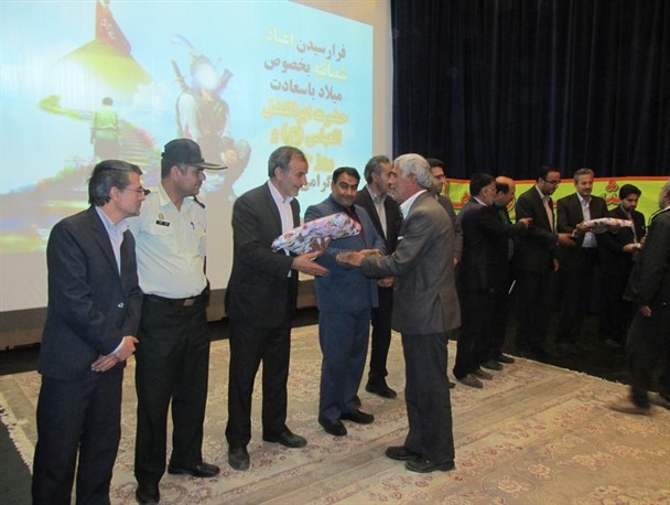 تجلیل از جانبازان عضو شوراهای اسلامی شهرستان خمین