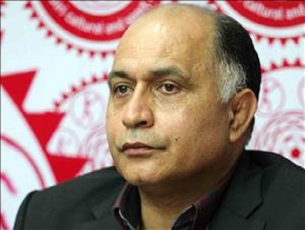 اصغری‌مقدم با رضایت طرفین از تیم جدا شد/ احتمال عدم تیمداری دبیری در فصل آینده لیگ‌برتر فوتسال